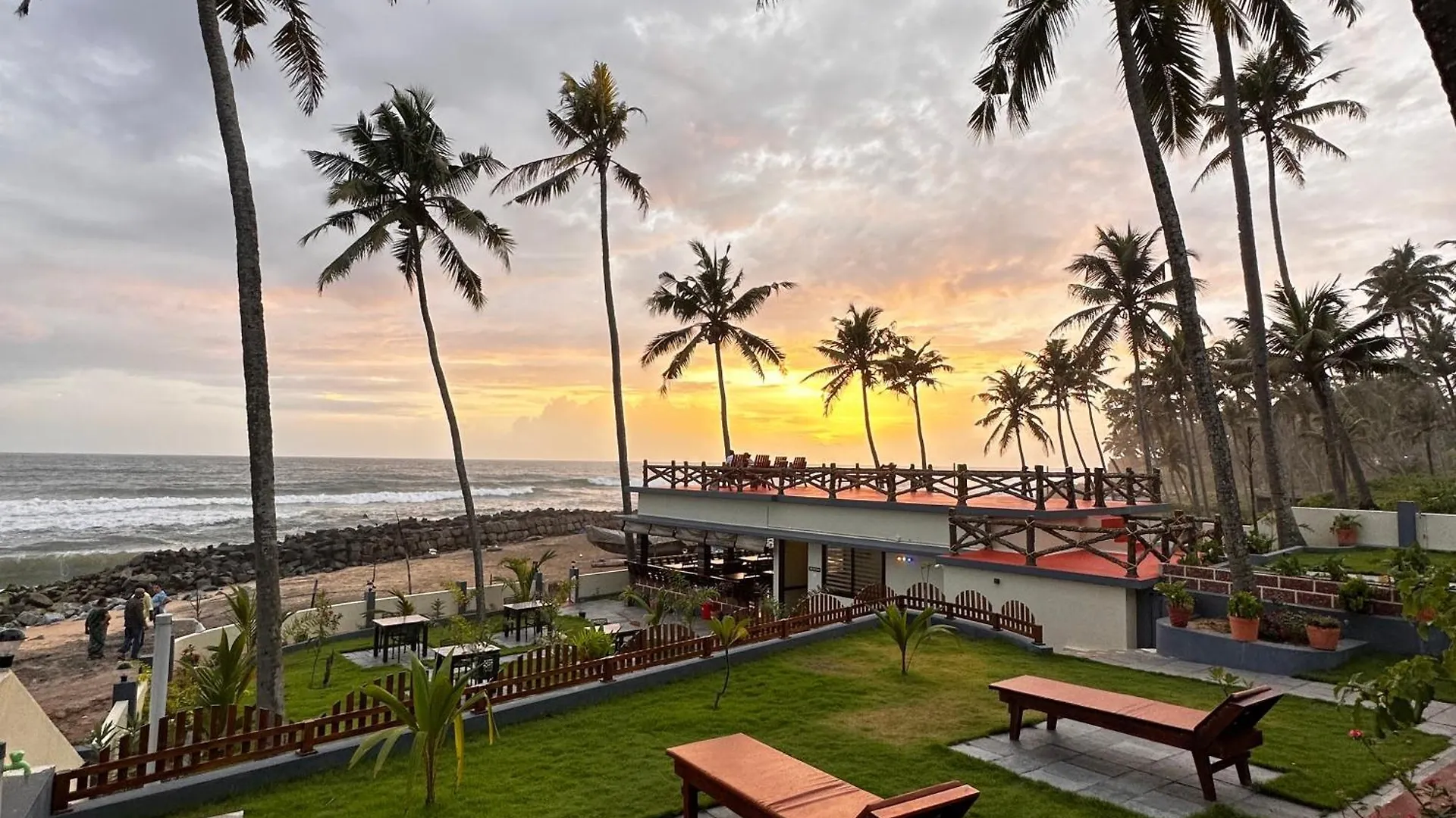 Maadathil Cottages & Beach Resort Varkala