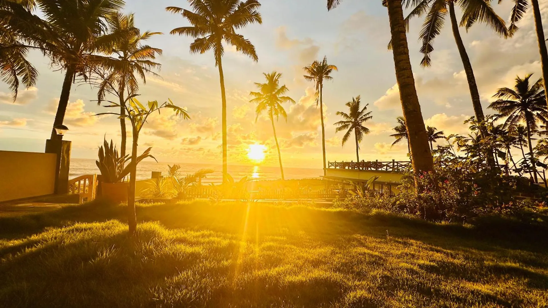 Maadathil Cottages & Beach Resort Varkala