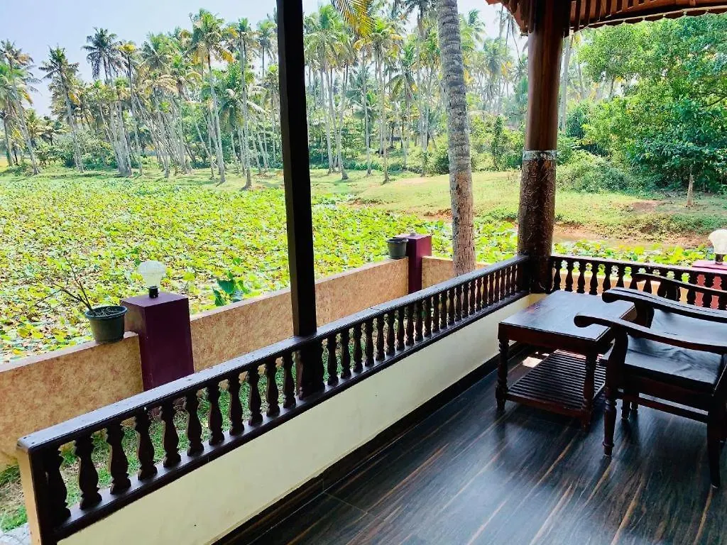 Maadathil Cottages & Beach Resort Varkala