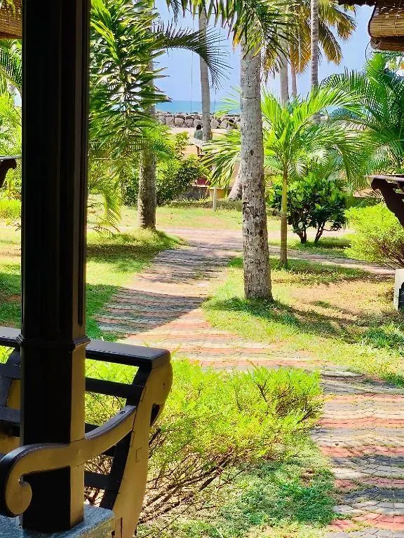 Maadathil Cottages & Beach Resort Varkala 0*,  India