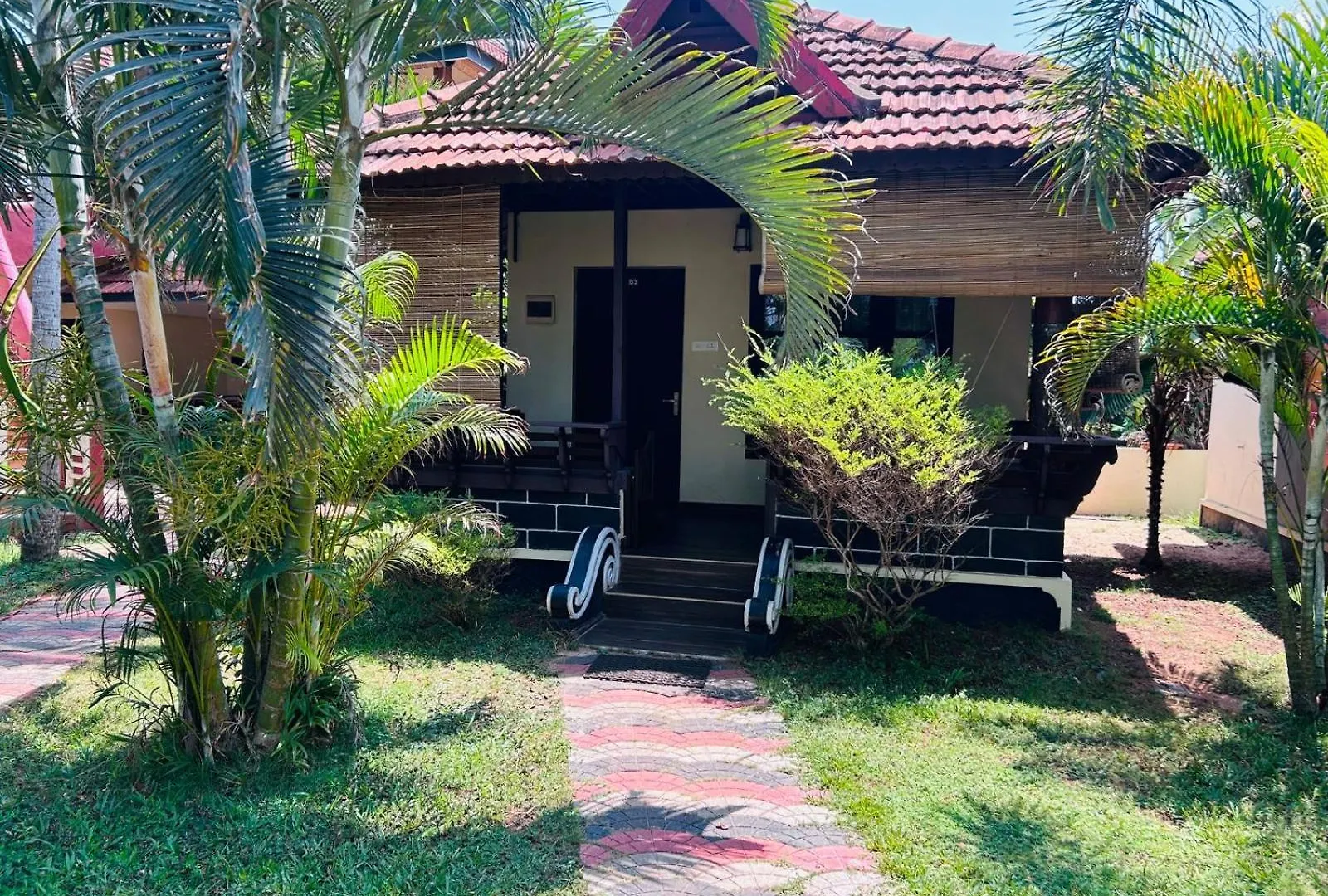 Maadathil Cottages & Beach Resort Varkala Hotel