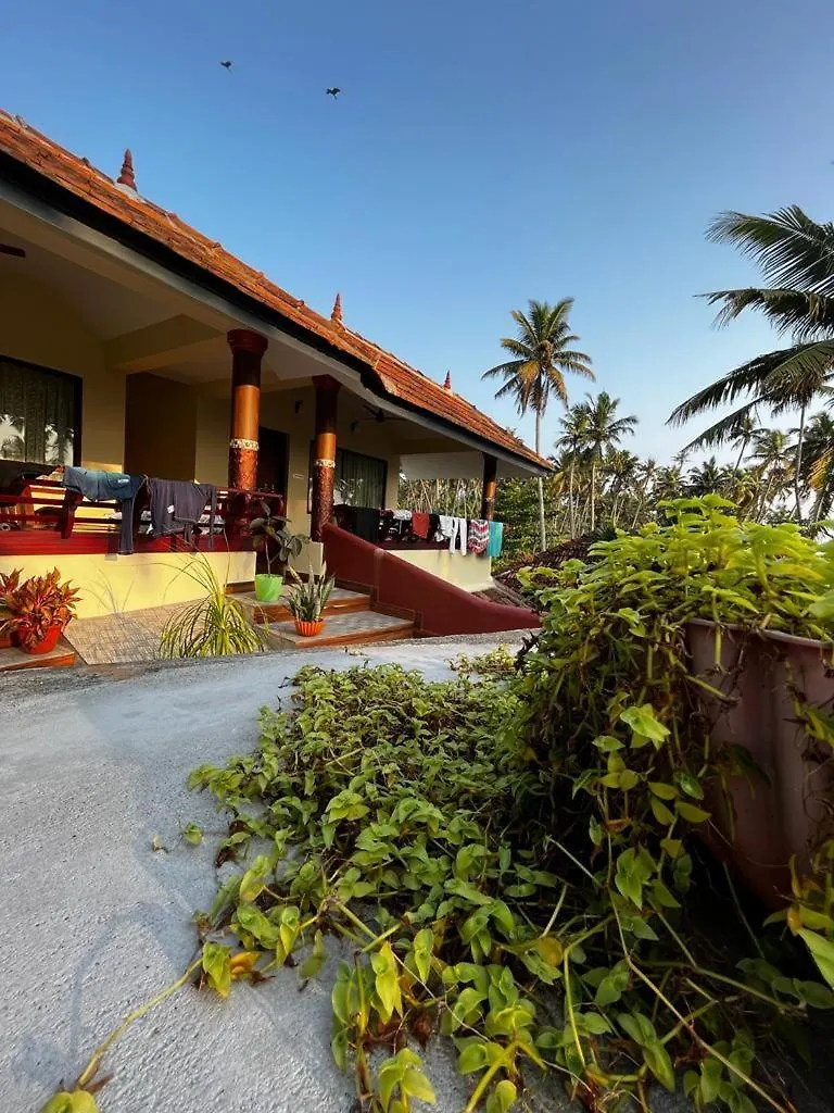 Hotel Maadathil Cottages & Beach Resort Varkala